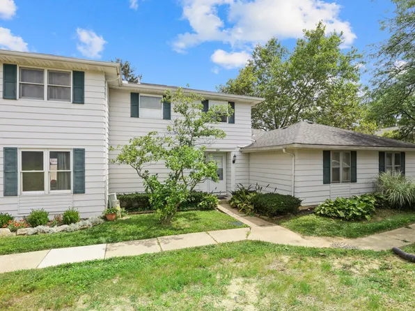 2814 Avati Dr #H-2, Columbus, OH 43207
