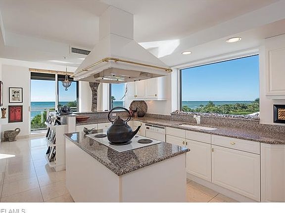 4th image of 8231 Bay Colony Dr APT 304
