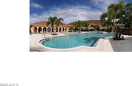 3rd image of 23501 Alamanda Dr Unit 104