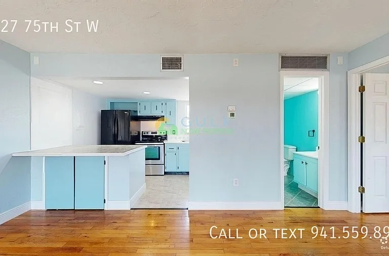 2727 75th St W — Photo 8