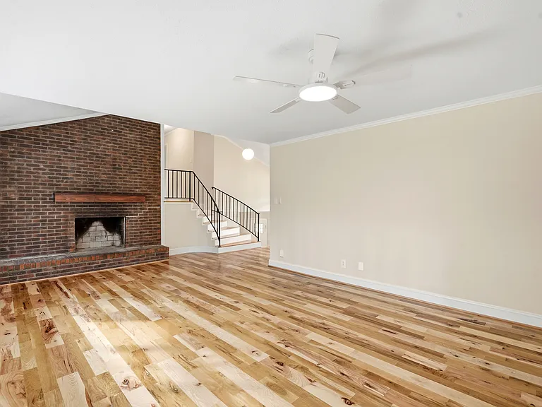 607 Longleaf Ave — Photo 16
