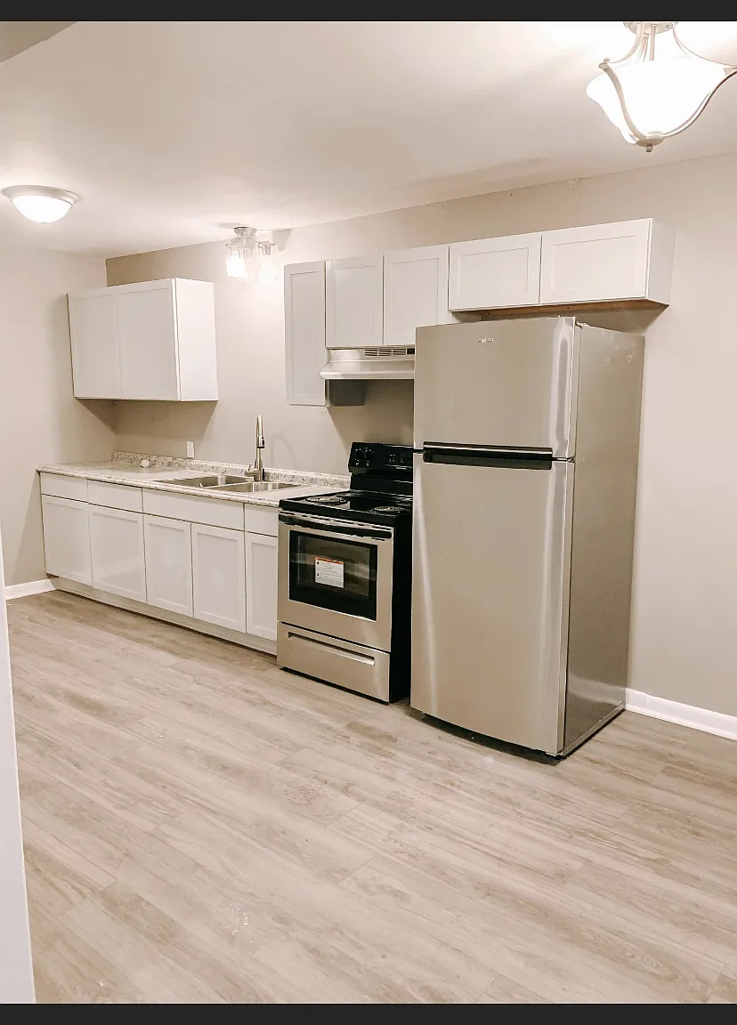 1 bed, 1.0 bath, $900 — Photo 4