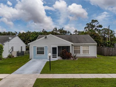 5074 Canal Cir E, Lake Worth, FL, 33467