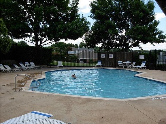 2nd image of 123 Henry M Chandler Dr #123