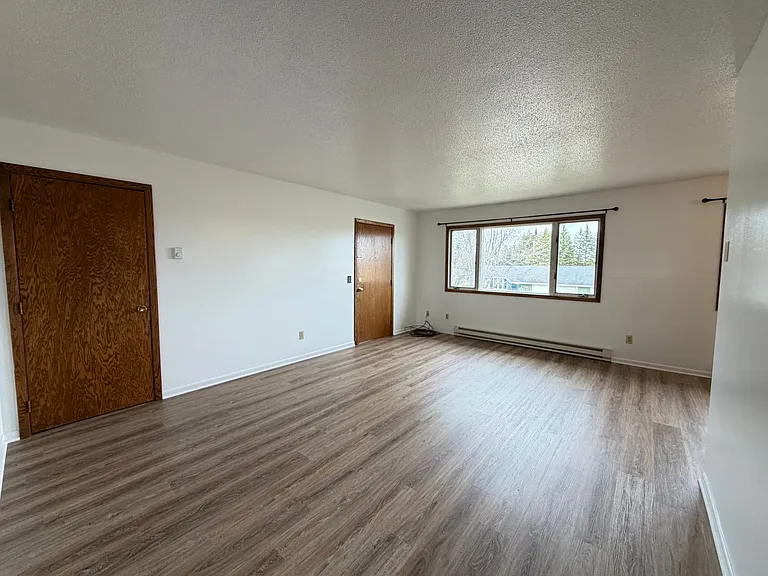 3211 John Ave — Photo 4