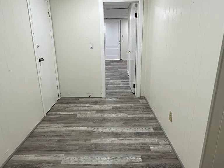 1246 Main St #5 — Photo 1