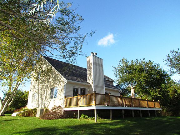 3rd image of 8 Gainesboro Ct