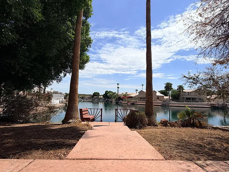 5215 W Tonopah Dr — Photo 10