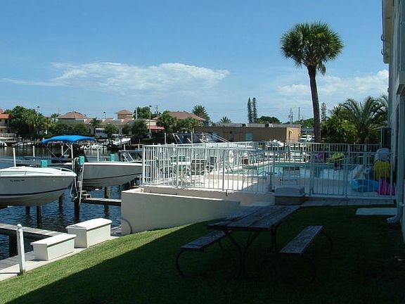 2nd image of 312 Northlake Blvd #101