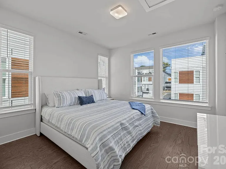 5011 York Park Ln — Photo 19