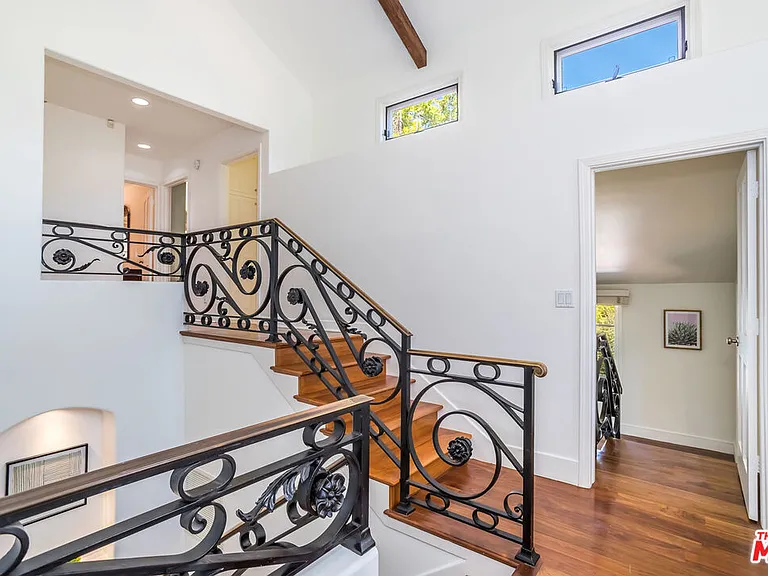 941 N Norman Pl — Photo 32