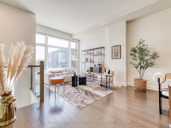 3rd image of 10 Hesperus Rd