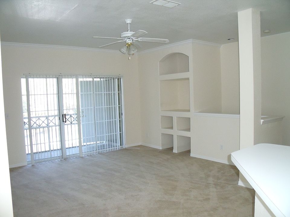 2nd image of 15350 Amberly Dr Unit 422