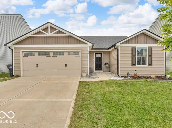 123 Campus Ln, Greenwood, IN 46143