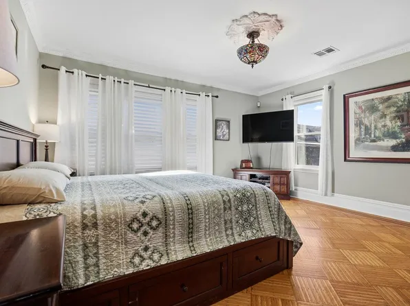 99 Bentley Avenue image 27 of 50