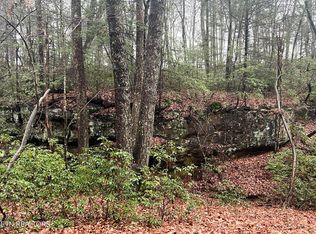 23 Overlook Pl #5, Monterey, TN 38574