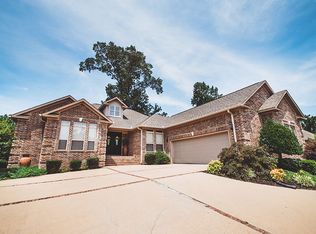 1314 Churchill Dr, Benton, AR 72019