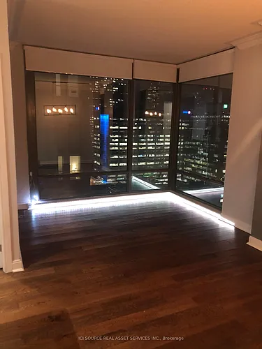 18 Yorkville Ave Photo 1