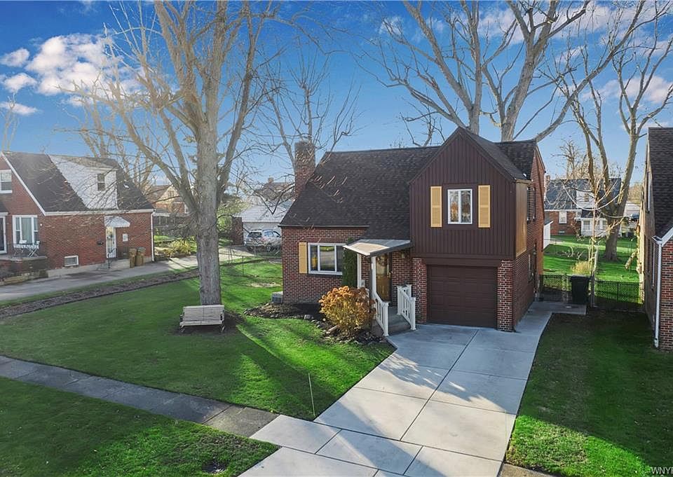 1st image of 54 Lynncrest Ter