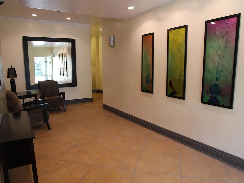 Condo entry is always clean and inviting.