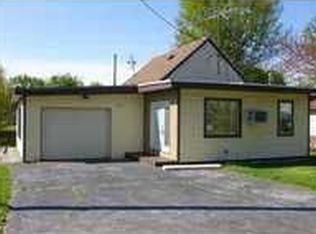 502 W Maple Ave, North Liberty, IN 46554