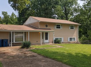 1255 Vero Ln, Ballwin, MO 63011