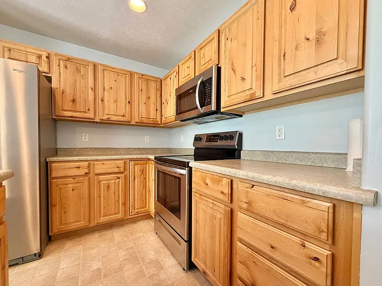 6712 S Bonham Ln — Photo 3