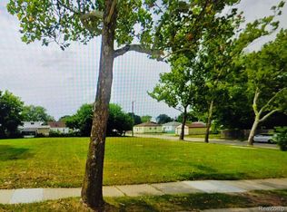 24675 Valley Ave, Eastpointe, MI