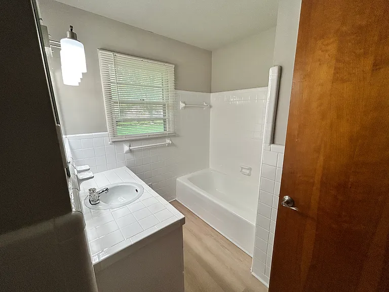 3013 Greenhill Dr NW — Photo 10