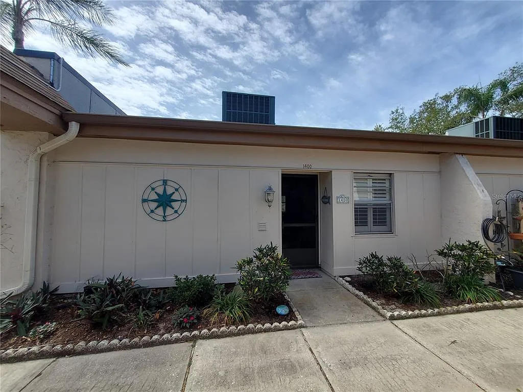 1 bed, 1.0 bath, 646 sqft, $1,450 — Photo 1