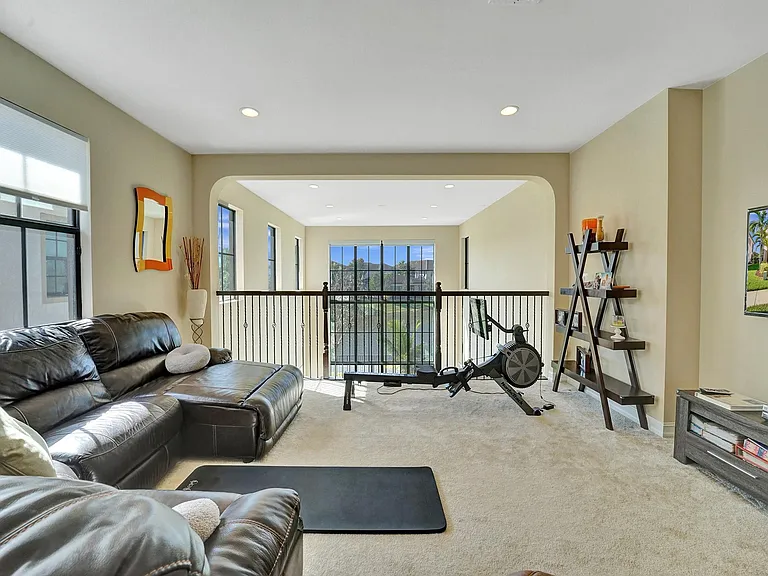 9345 Carrington Ave — Photo 18