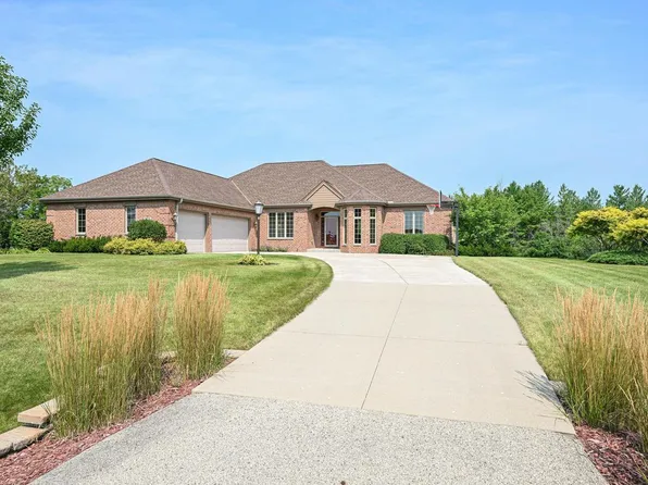 18731 Walden DRIVE, Franksville, WI 53126