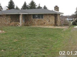 5111 Back Rd, Mount Pleasant, PA 15666