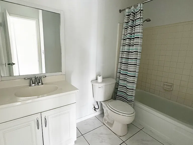 4167 White Pine Ave #4 — Photo 12