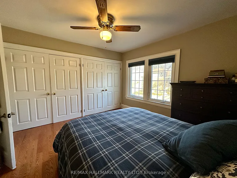 145 Castlefield Ave — Photo 20