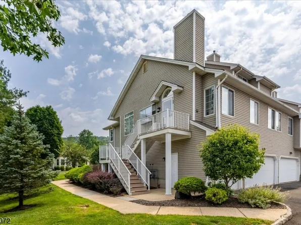 96 Birchwood Rd, Bedminster Twp., NJ 07921