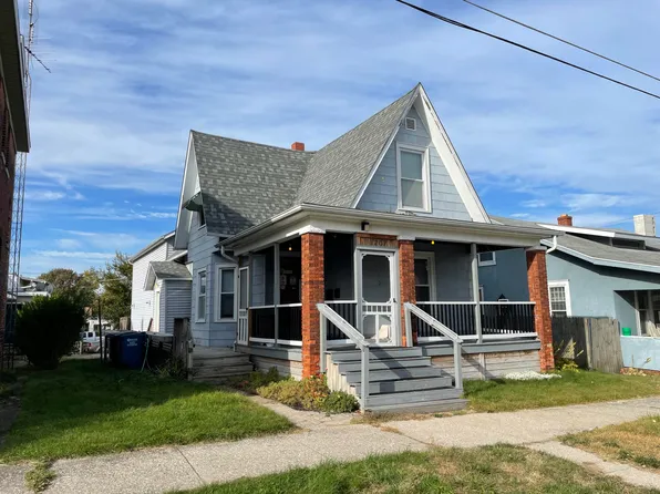 1207 Pine St, Michigan City, IN 46360