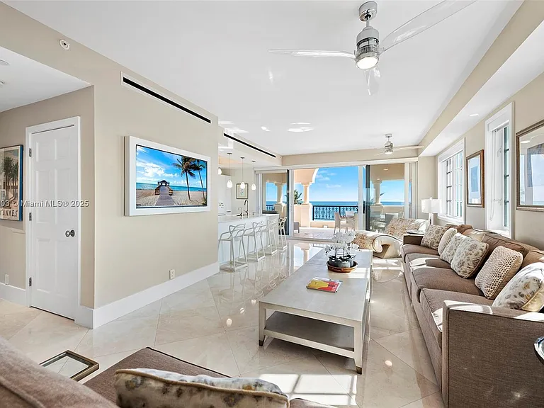 19253 Fisher Island Dr #19253 — Photo 5