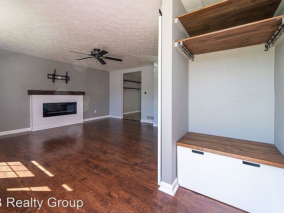 4th image of 4286 Boyne Ct