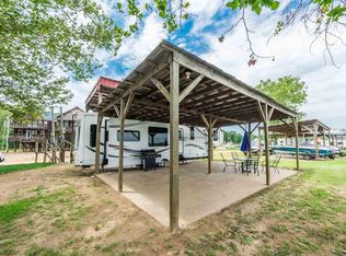 688 Gumdale Cv, Decaturville, TN 38329