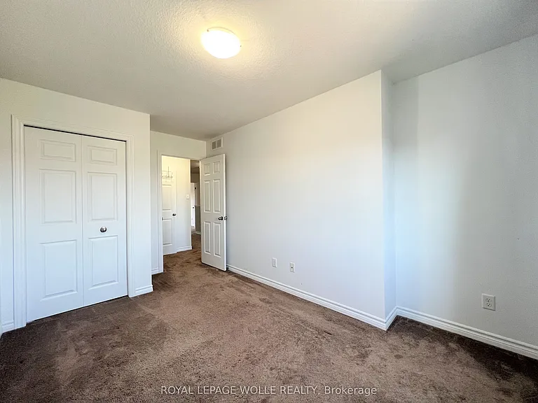 46 Renfrew St — Photo 25