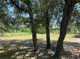 803 Chapparal Rd, La Grange, TX 78945