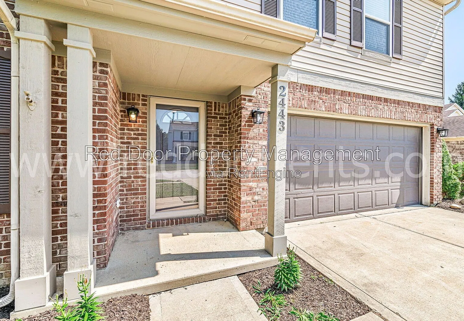 3 bed, 2.5 bath, 2879 sqft, $2,195 — Photo 4