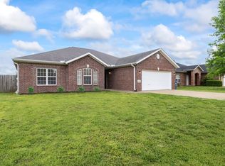 1909 SW Elington St, Bentonville, AR 72713