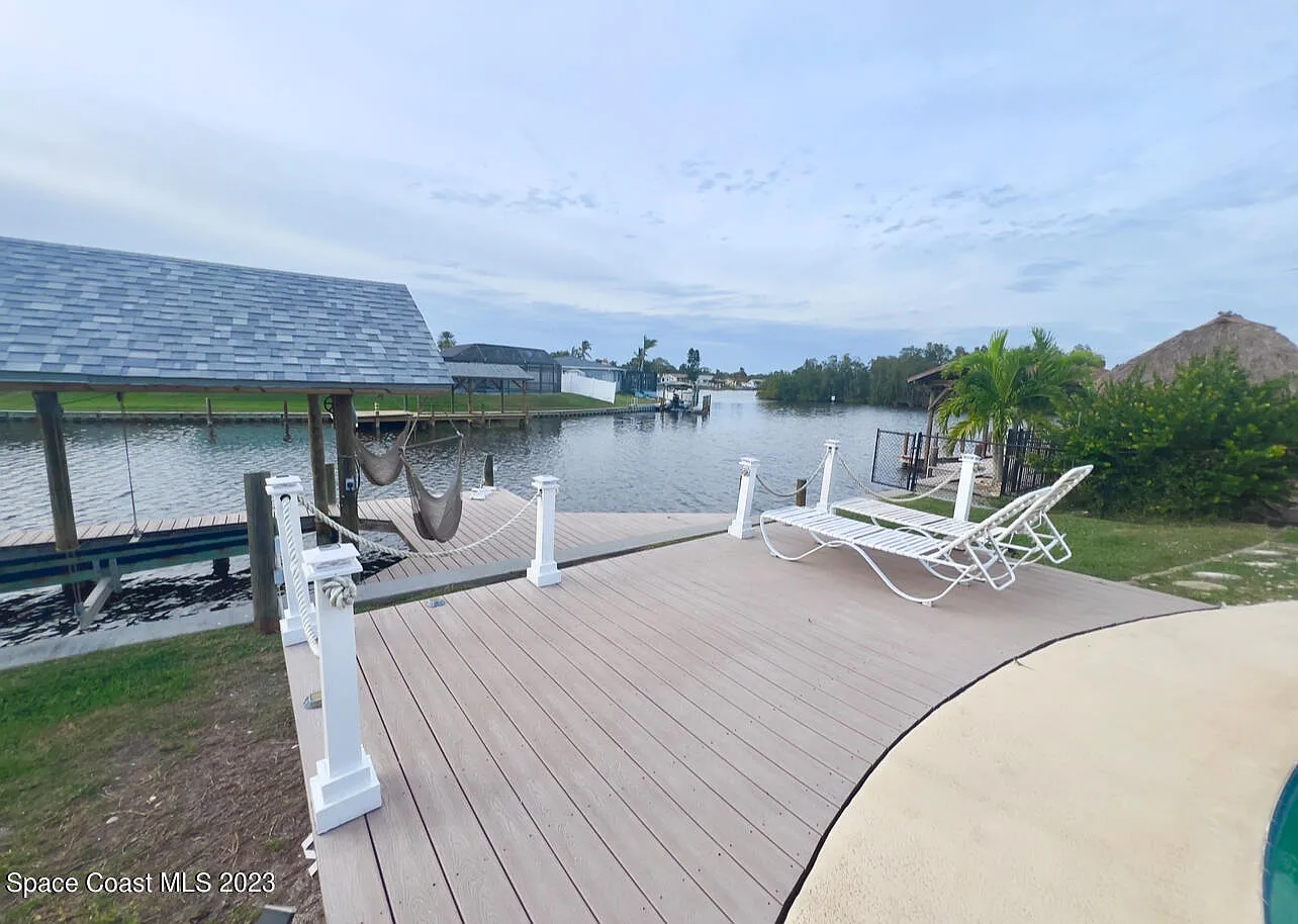 4 bed, 2.0 bath, 2107 sqft, $3,400 — Photo 4