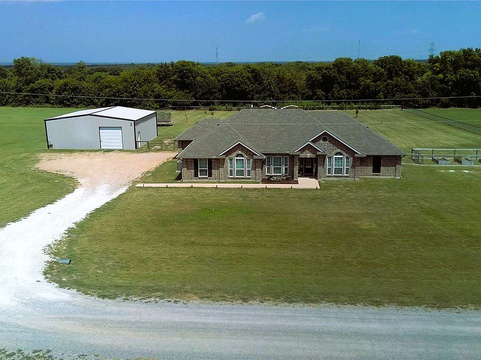 1st image of 496 Marshall Cir