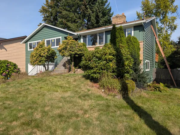 2310 N 194th St, Seattle, WA 98133