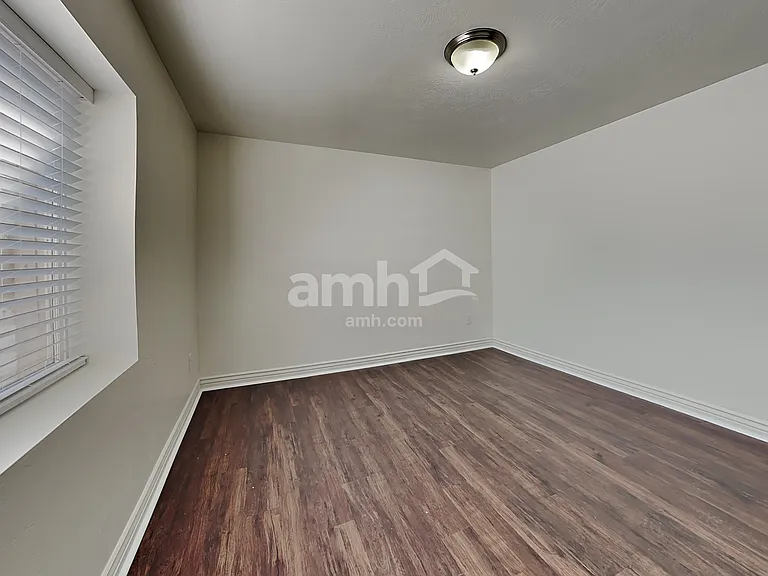 3672 E Nairn Dr — Photo 21