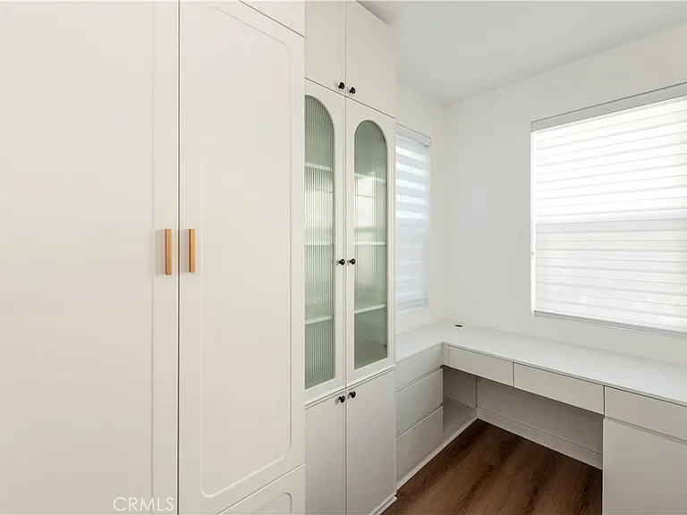 2208 Synergy — Photo 6