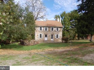 7 Frame Ave, Malvern, PA 19355